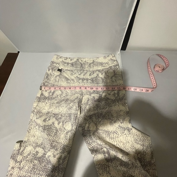 Lisette L Montreal Slim Ankle Pants Stretch Pull On Size 6 Ivory & Gray - Picture 7 of 11